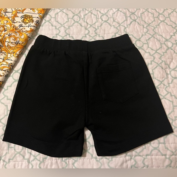 Versace Outfit - Picture 8 of 10